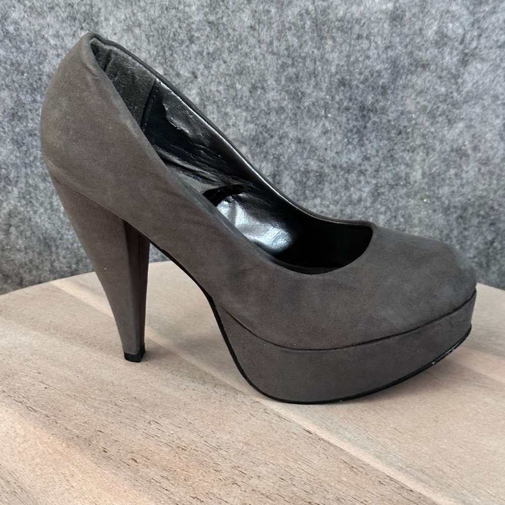 Gray Womens Size 7 Faux Suede Platform Pumps Stiletto Heels Round Toe Party Shoe